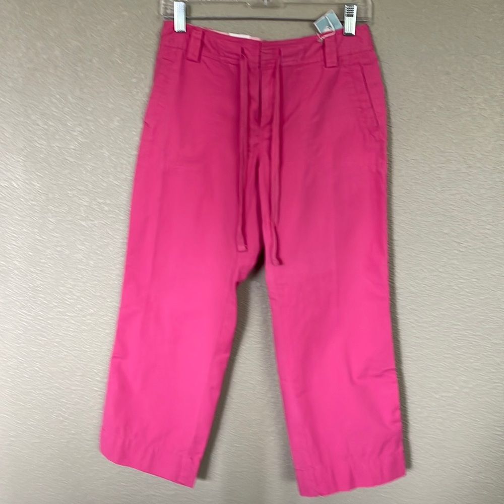 Hot pink vintage* wide leg capris. Circa early 2000.